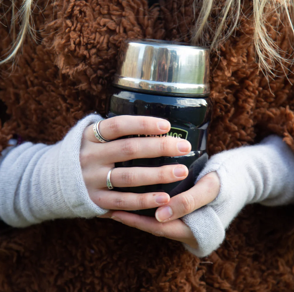 Turtle Doves Recycled Cashmere Wristwarmers Cream Alice's Wonders UK