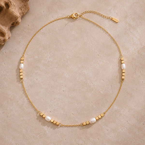 Fine Pearl and Gold Bead Necklace