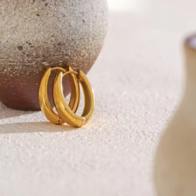 Gold oval hoop earrings Misgraceful