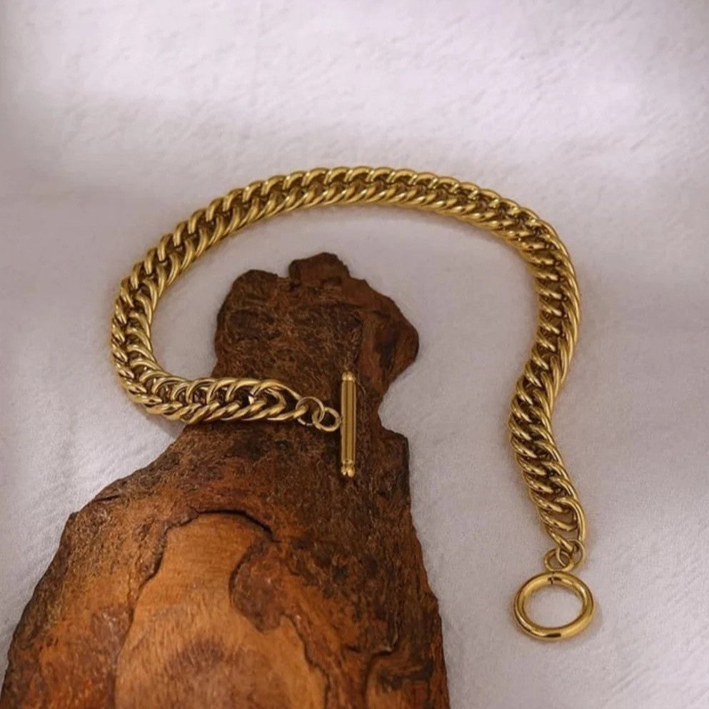 waterproof gold vintage style T-bar bracelet from MisGraceful