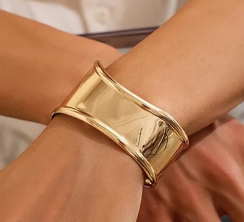 Gold Wave Cuff by Misgraceful 