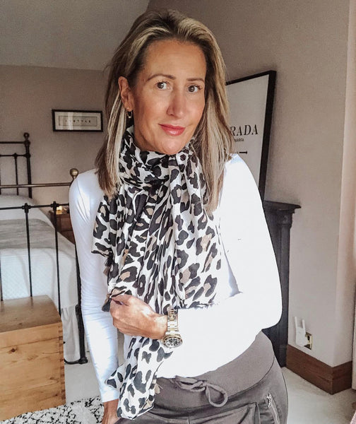 Beige and Stone Leopard Print Scarf worn by Helen Nuttall