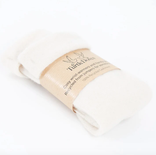 Turtle Doves Recycled Cashmere Wristwarmers Cream Alice's Wonders UK