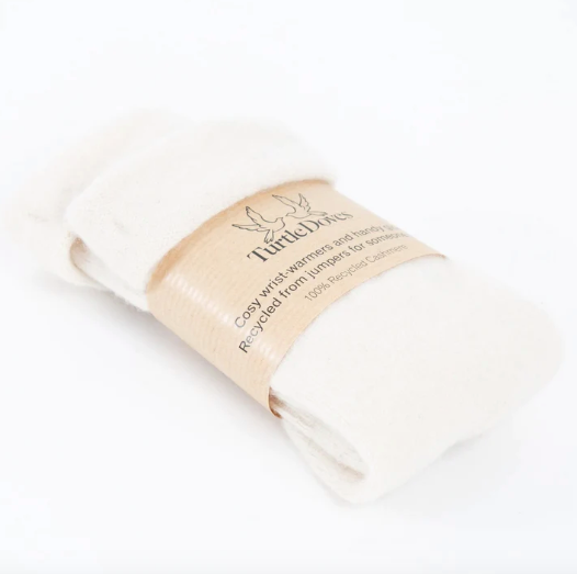 Turtle Doves Recycled Cashmere Wristwarmers - Cream
