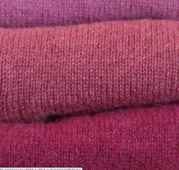 Turtle Doves Recycled Cashmere Wristwarmers - Pinks