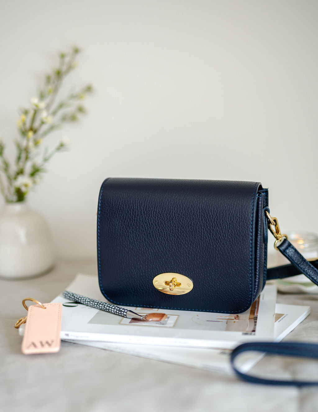 M*n様 fluss フルス ショルダーバッグ fluss(フルス)のCRUSH CYLINDER CROSS BAG BLACK(バッグ)の通販
