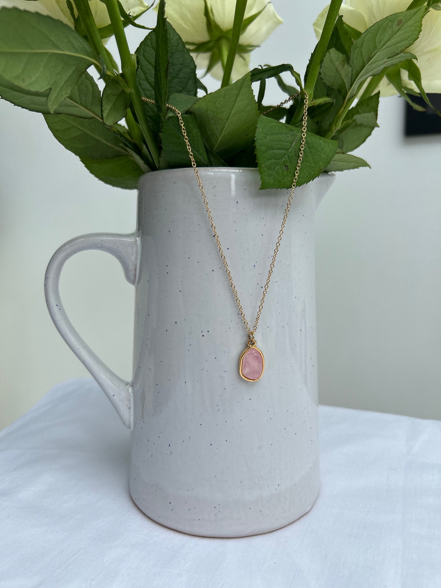 Quartz Pendant Necklace (Rose Pink) from MisGraceful 
