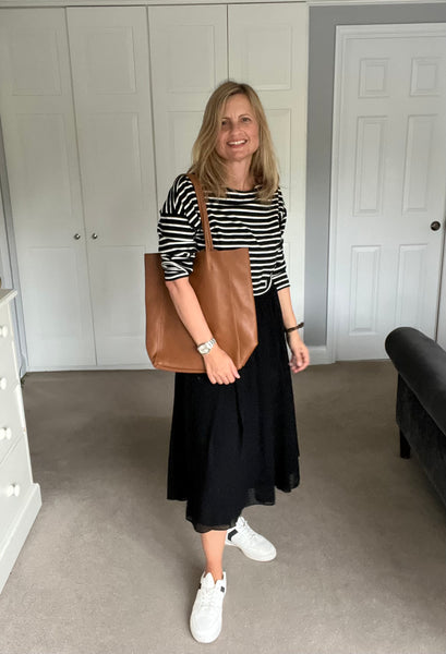 Tan Leather Tote Bag worn by Cathy Padian